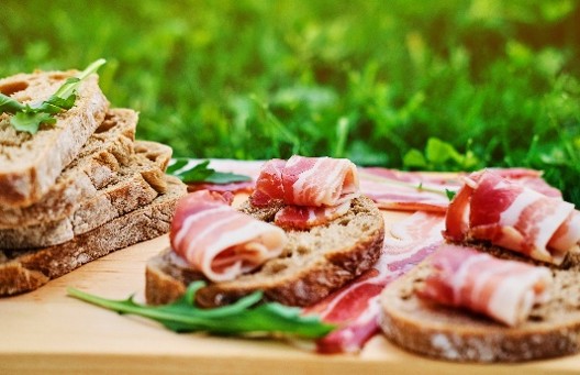visuel tartines froides jambon sec Maison Loste
